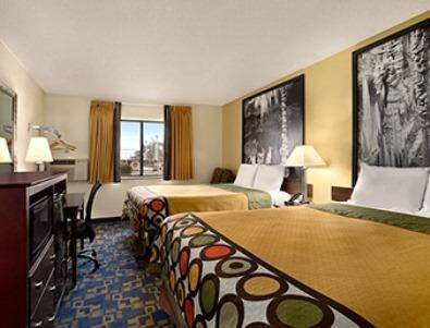 Super 8 By Wyndham Carlsbad Motel Room photo